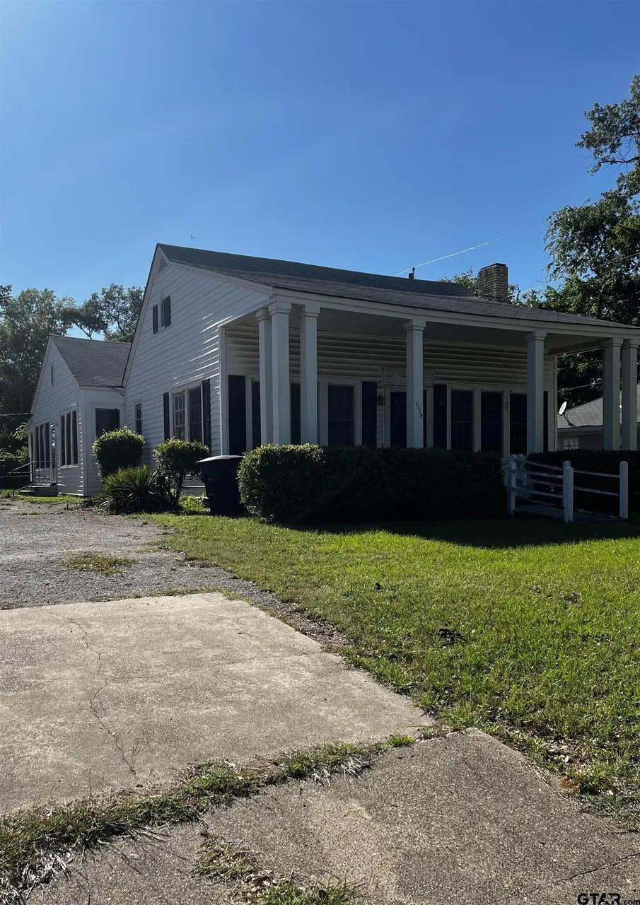 1115 S Glenwood Blvd