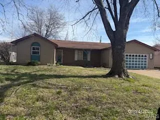 1215 Julie Ave