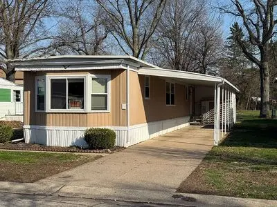 210 Buckingham Dr