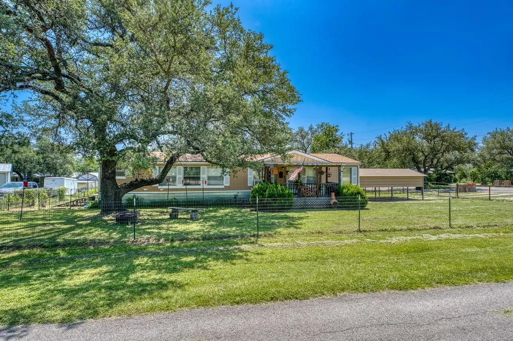 122 Heritage Dr