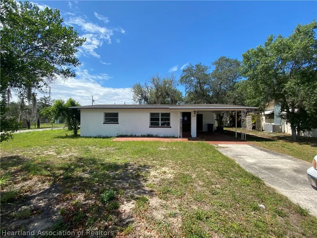 1905 State Road 17 N