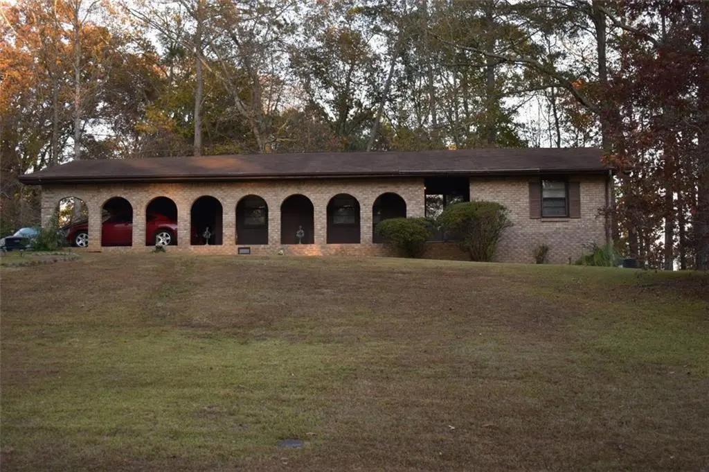 4290 Cedar Valley Ln