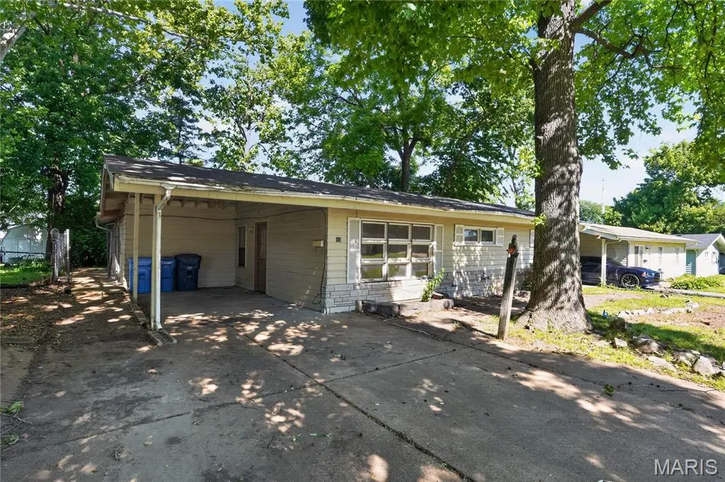 16 Brightwell Ct