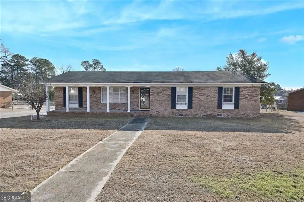 306 Skylark Rd