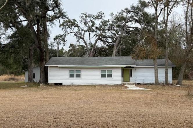 3017 W W Kelley Rd