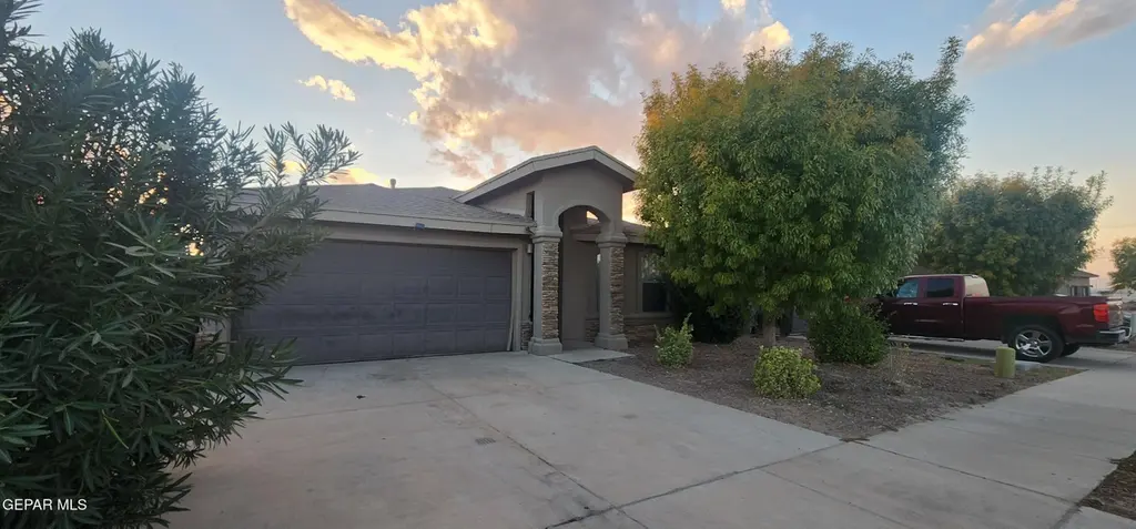 11132 Catherine Slutter Ln