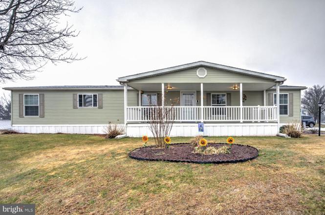 64 Ridgewood Mnr