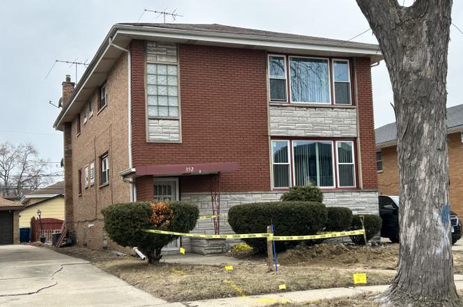 352 Crandon Ave