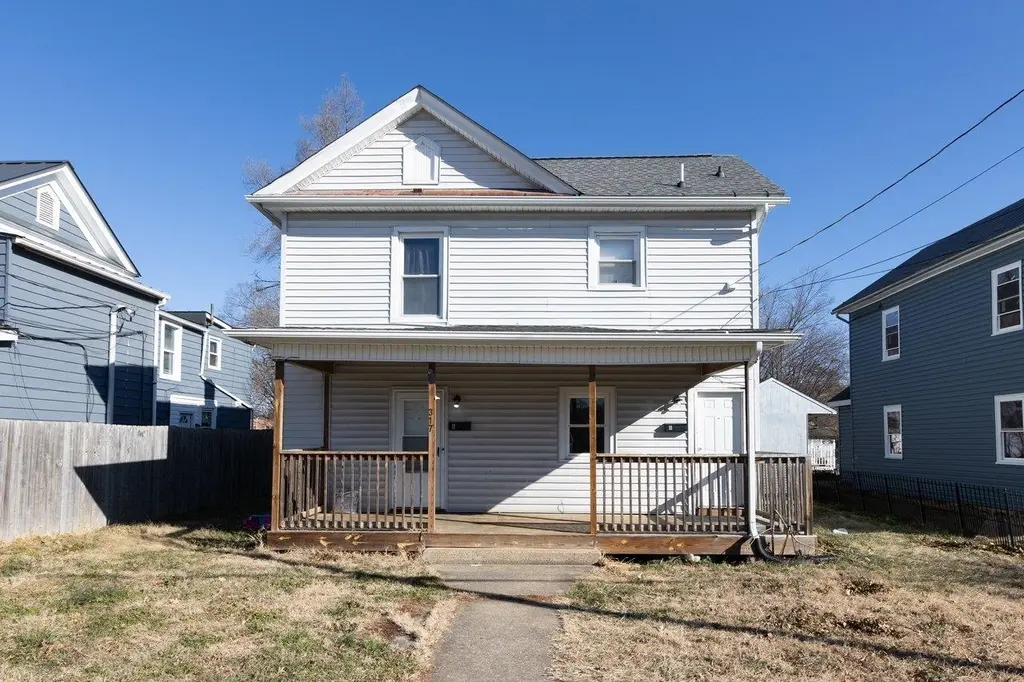 317 12th St W
