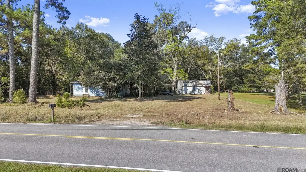 16011 Peairs Rd
