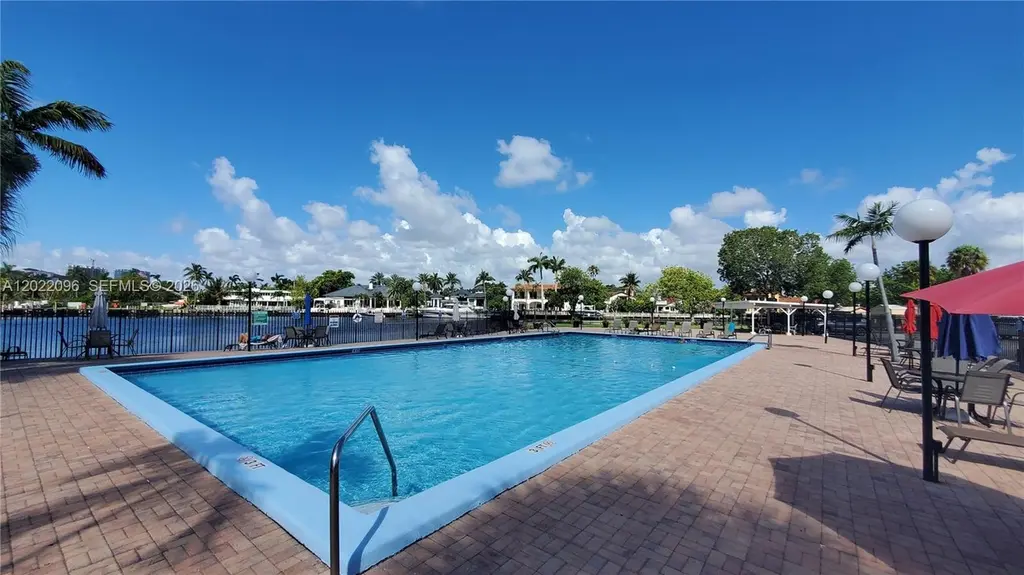 801 Three Islands Blvd #109