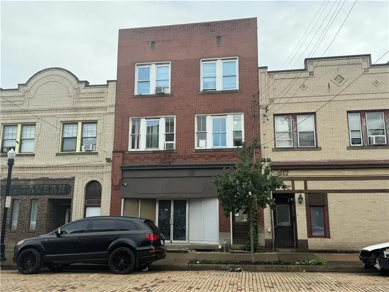 815 Broadway Ave