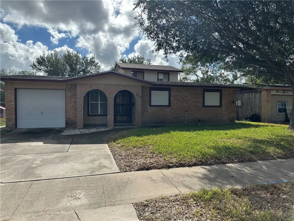 5326 Alejandro St