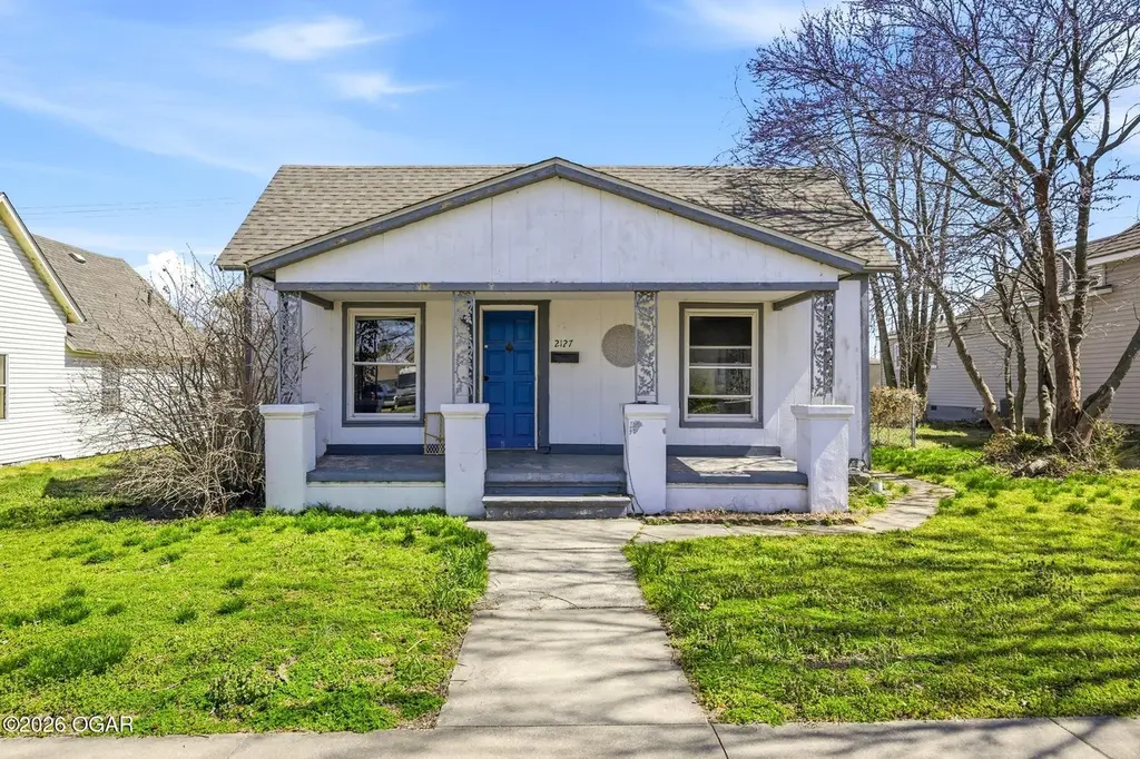2127 S Joplin Ave