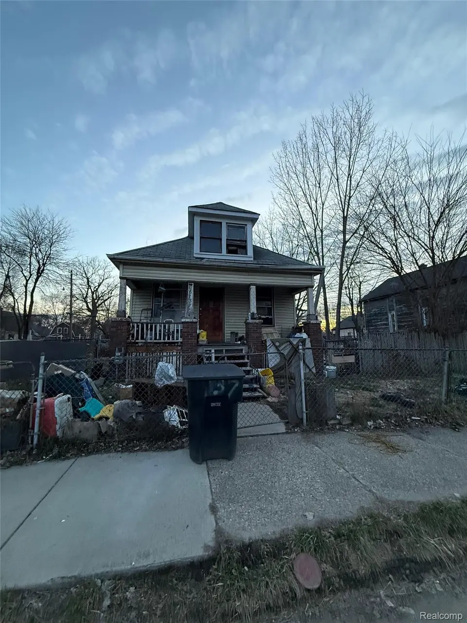 6137 Proctor St