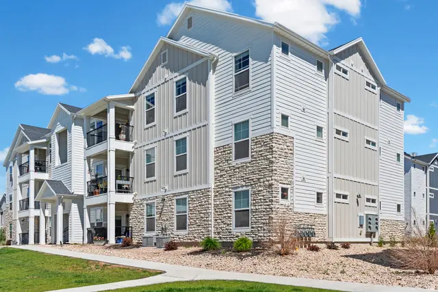 949 W Big Ben Ln Unit I 302