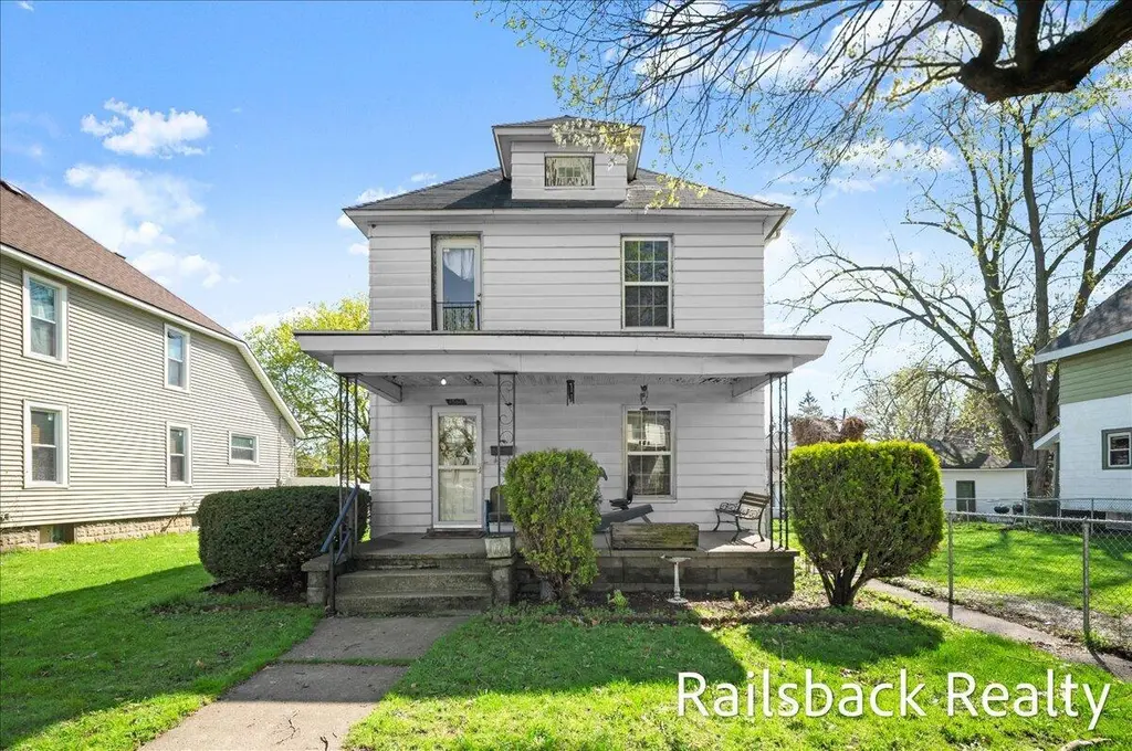 1560 Hamilton Ave NW