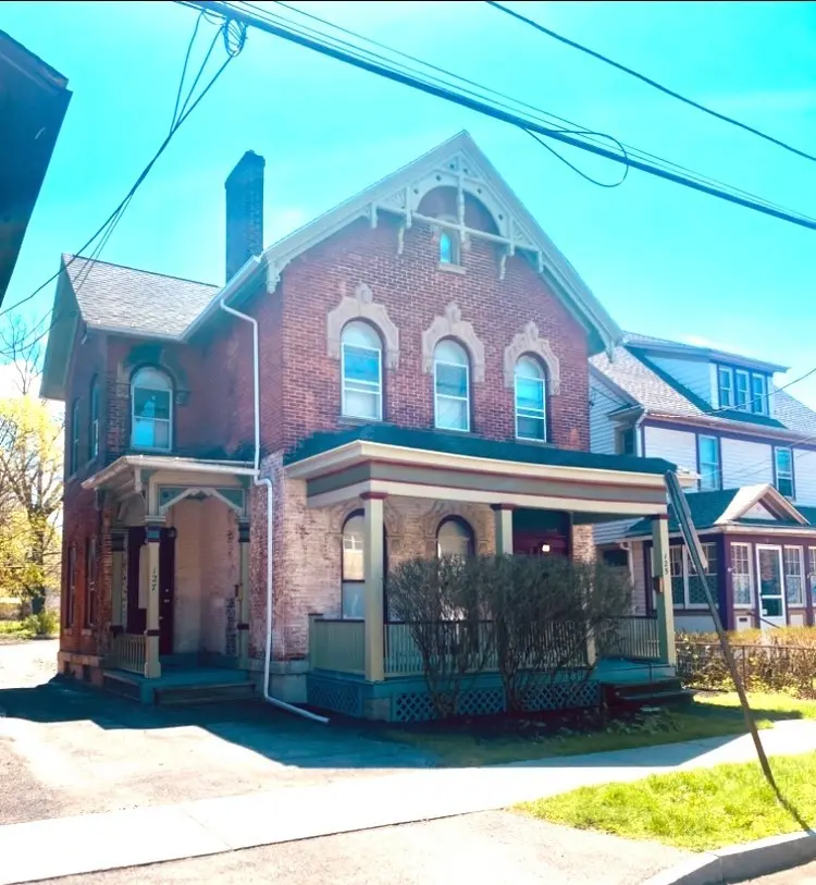 125 Gregory St #127
