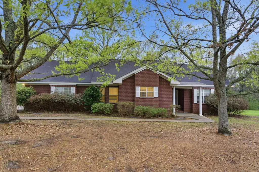 33 Joe Traylor Rd