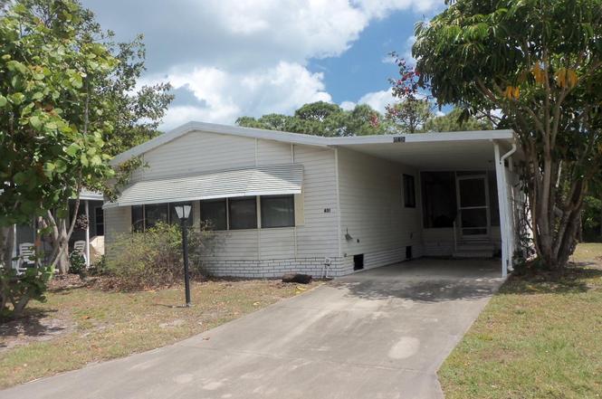 451 Egret Cir