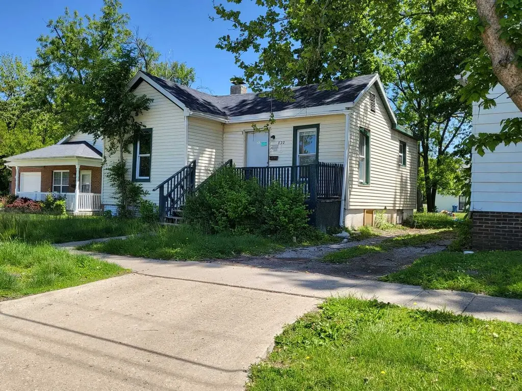 822 S Martin Luther King Jr Dr