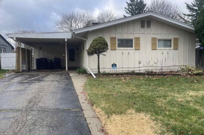 1727 Briarwood Dr