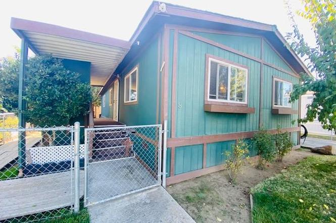 5901 Newbrook Cir #8