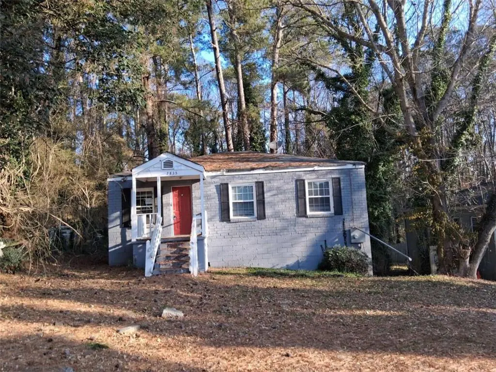 2835 Burton Rd NW