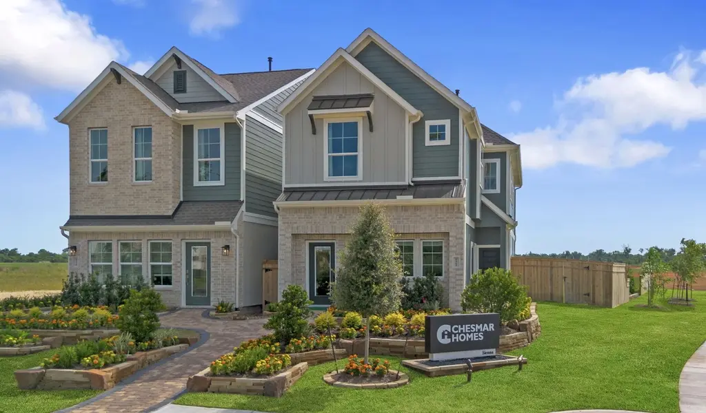 9446 Garden Gate Dr