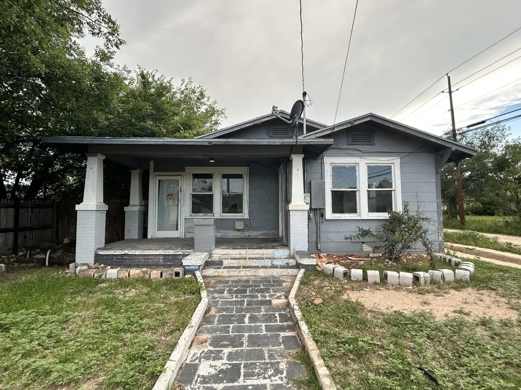 15 N Pope St