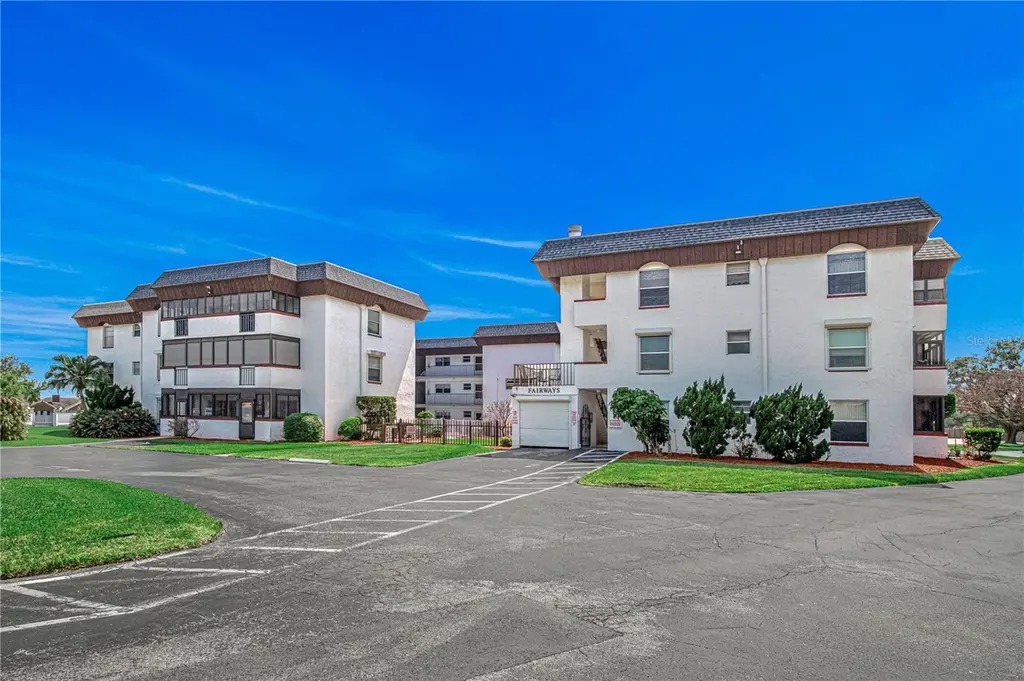 725 Port Malabar Blvd NE #301