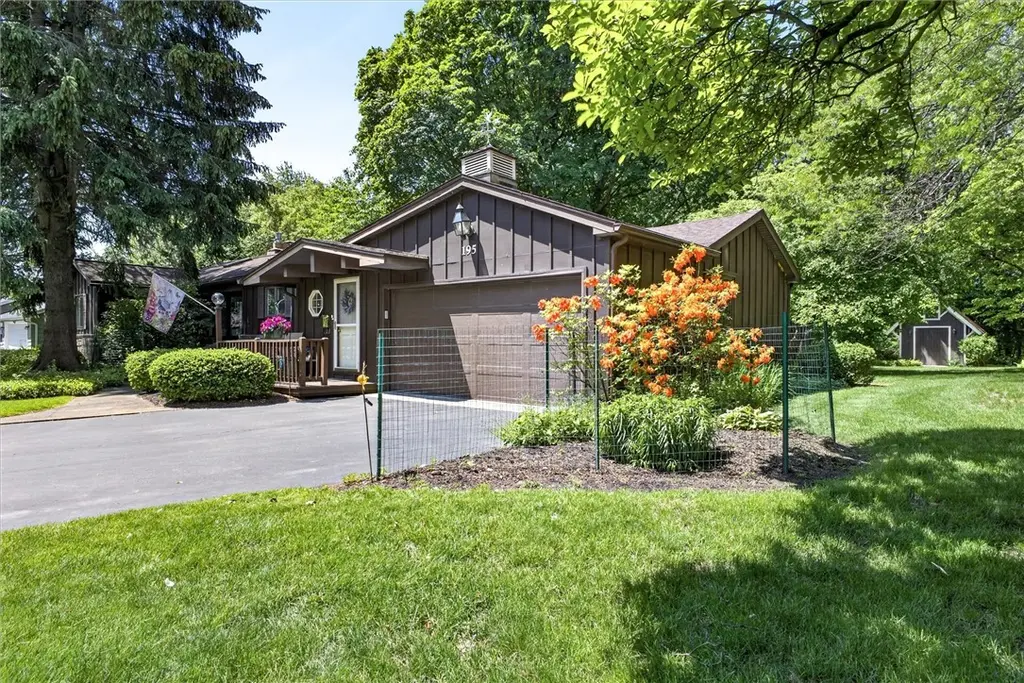 195 Cornwall Ln