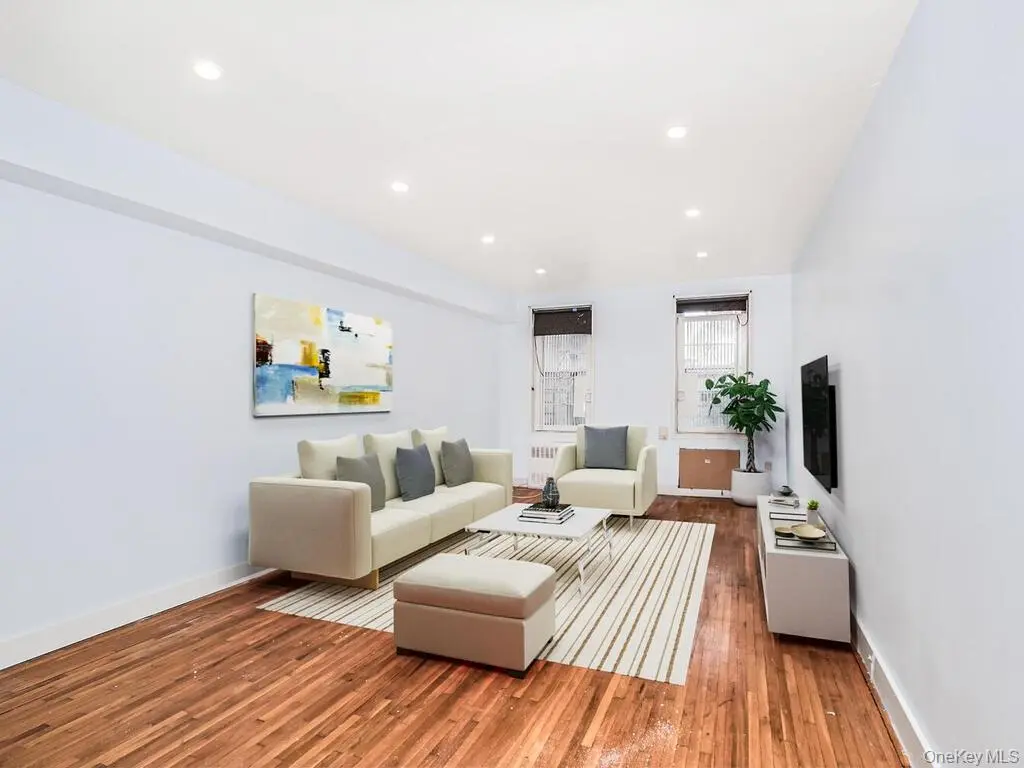 6535 Broadway Unit 2E