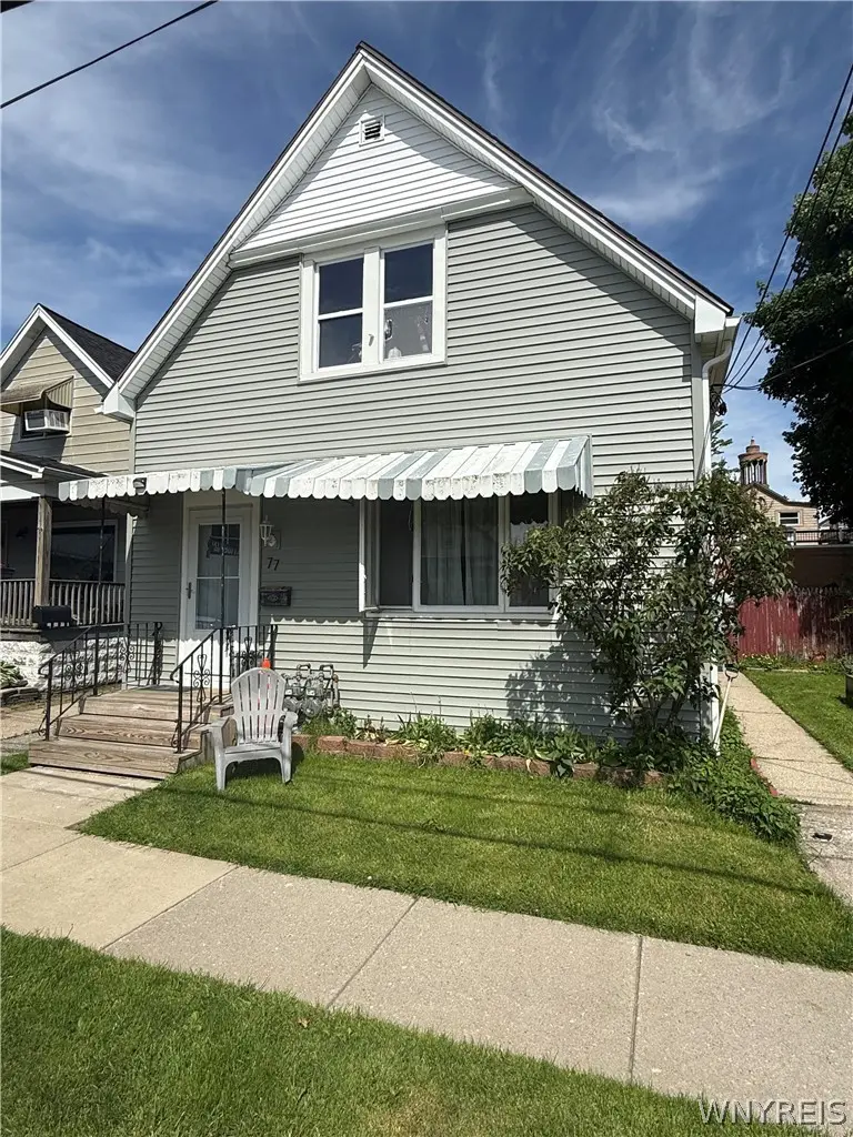 77 Weiss St