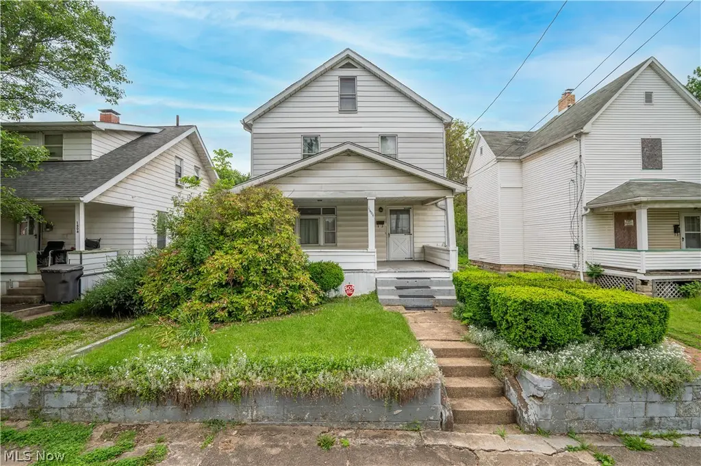 1604 First St