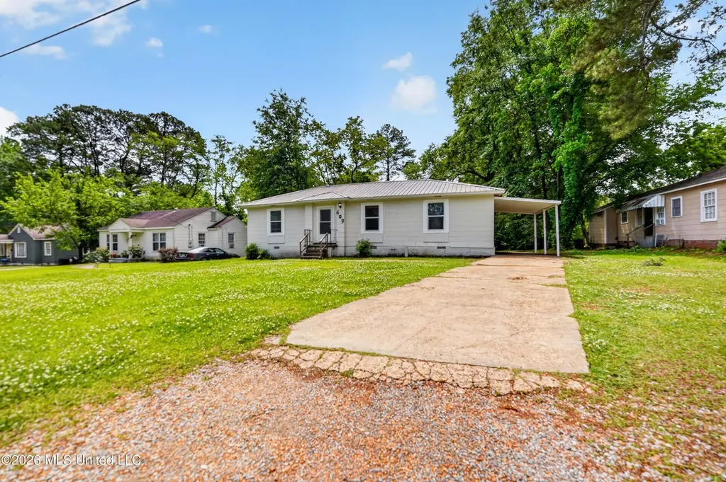 609 Belvedere Rd