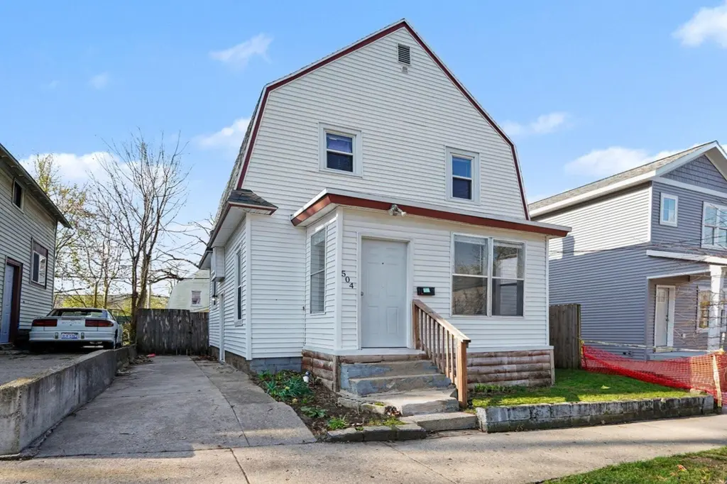 504 Umatilla St SE