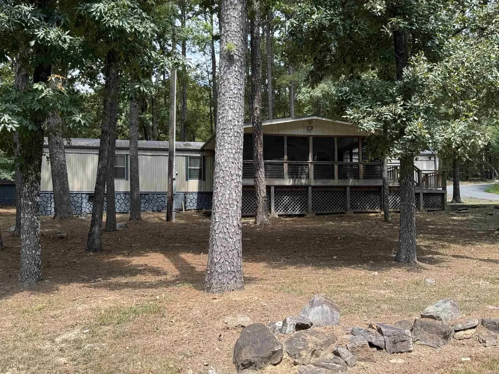 1950 Northshore Dr