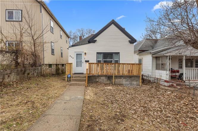805 Lafayette Ave