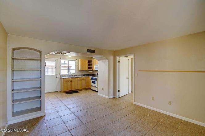 135 S Paseo Quinta Unit C