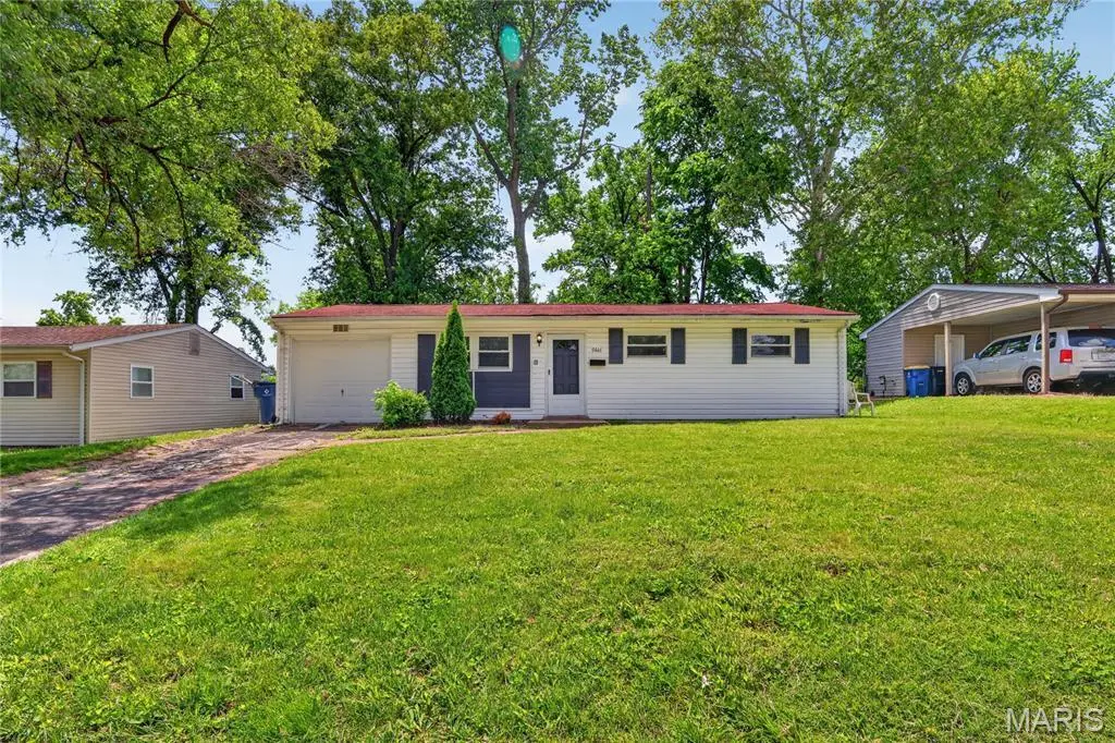 9446 Stansberry Ave