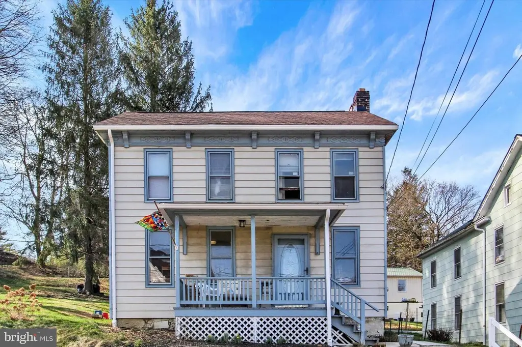 7950 Glenville Rd