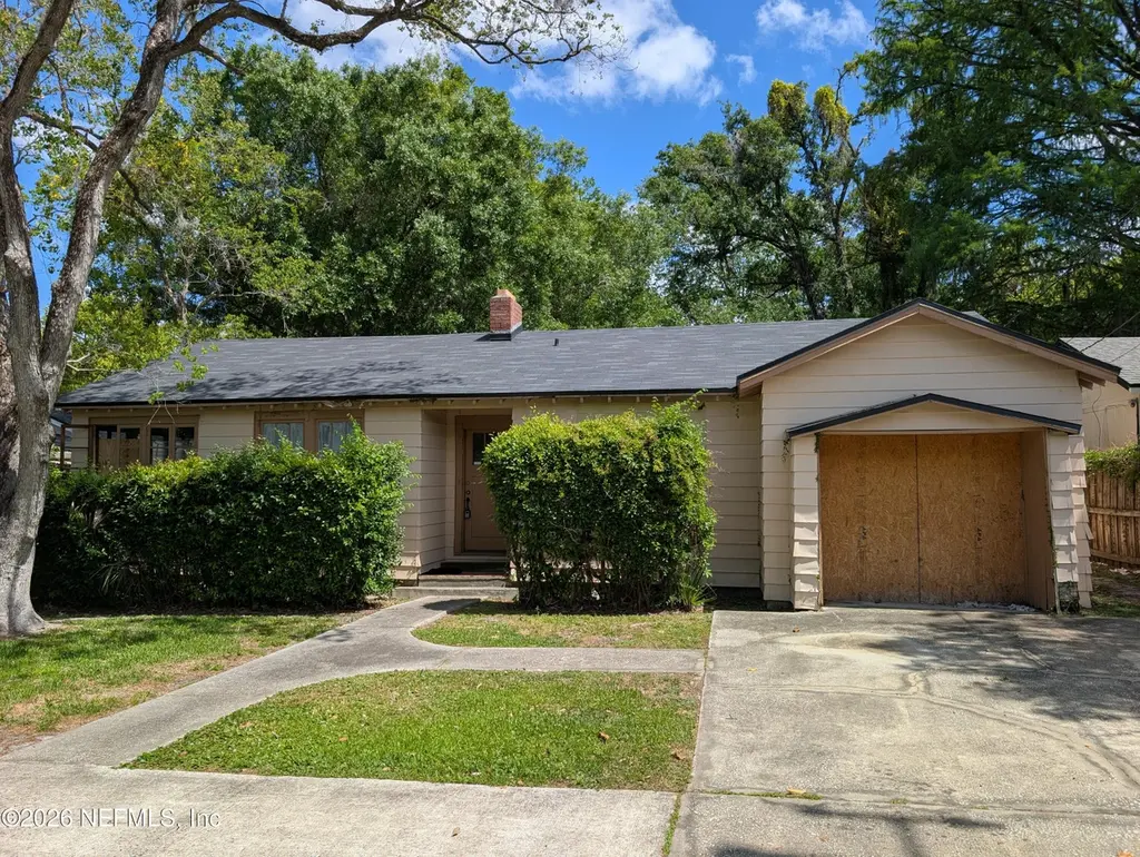 2211 Bayview Rd