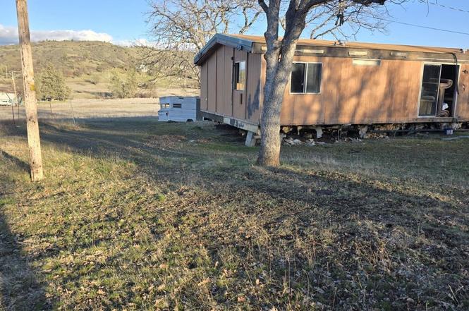 3400 Fir Ct