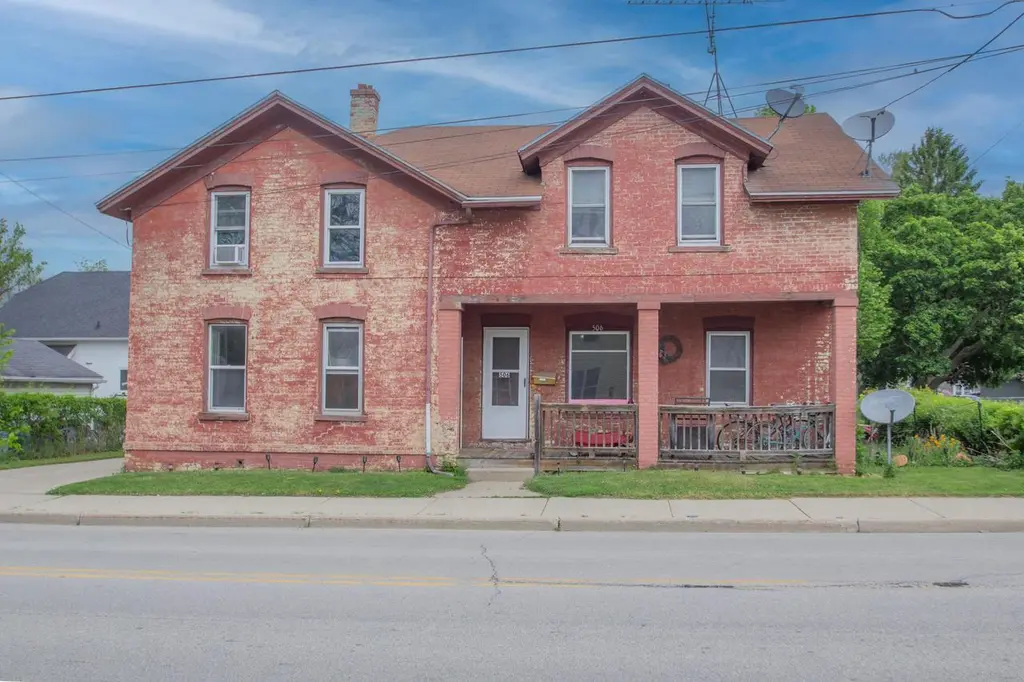 504 E Division St #506