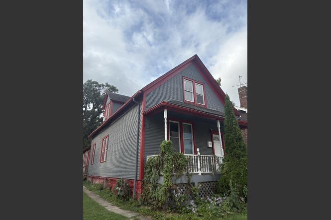 72 W 19th St