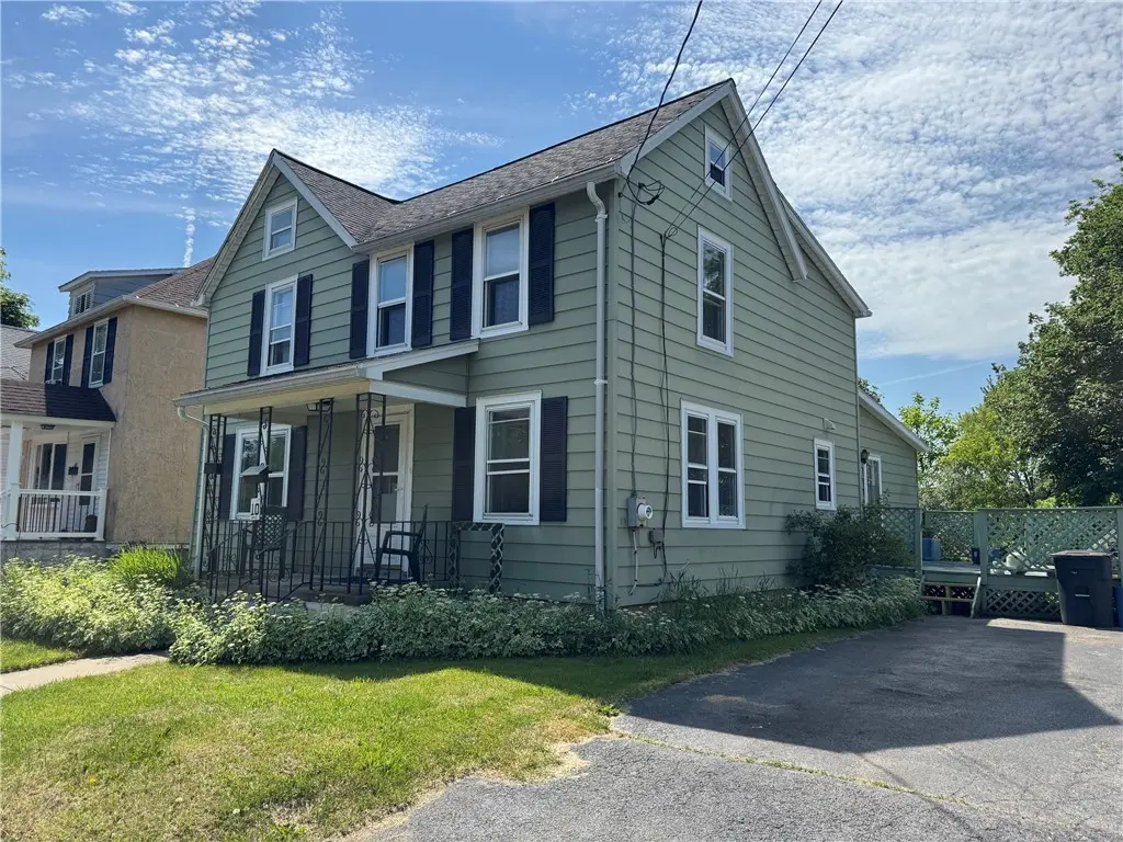 10 Angelo St St