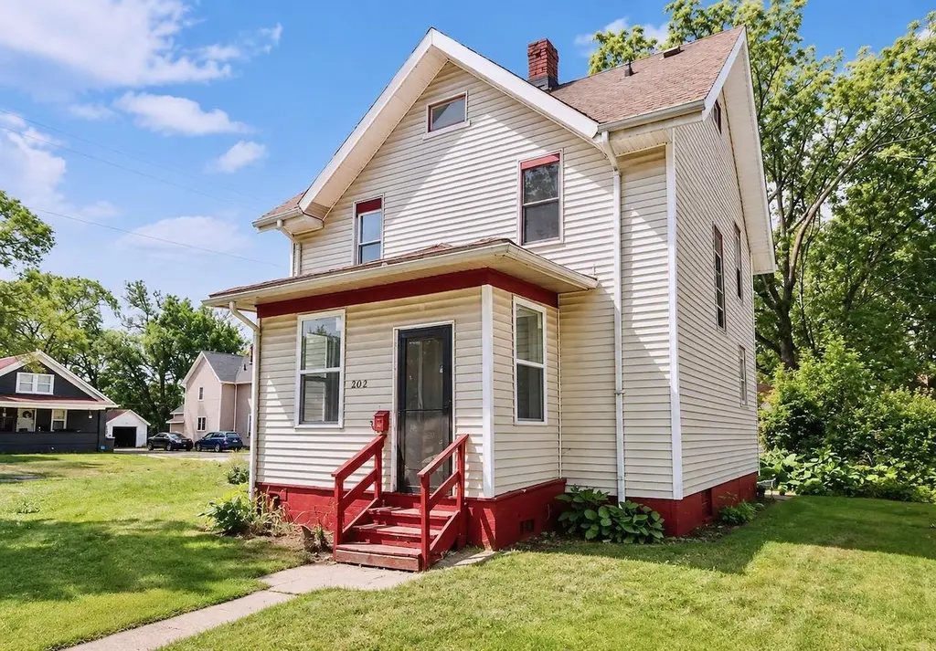 202 Soper Ave