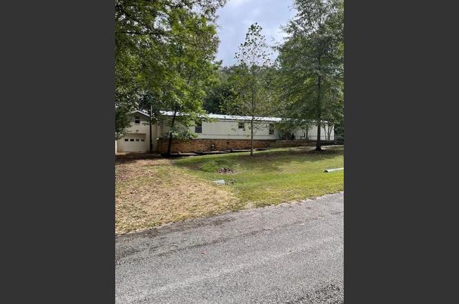 22 Red Oak Cir