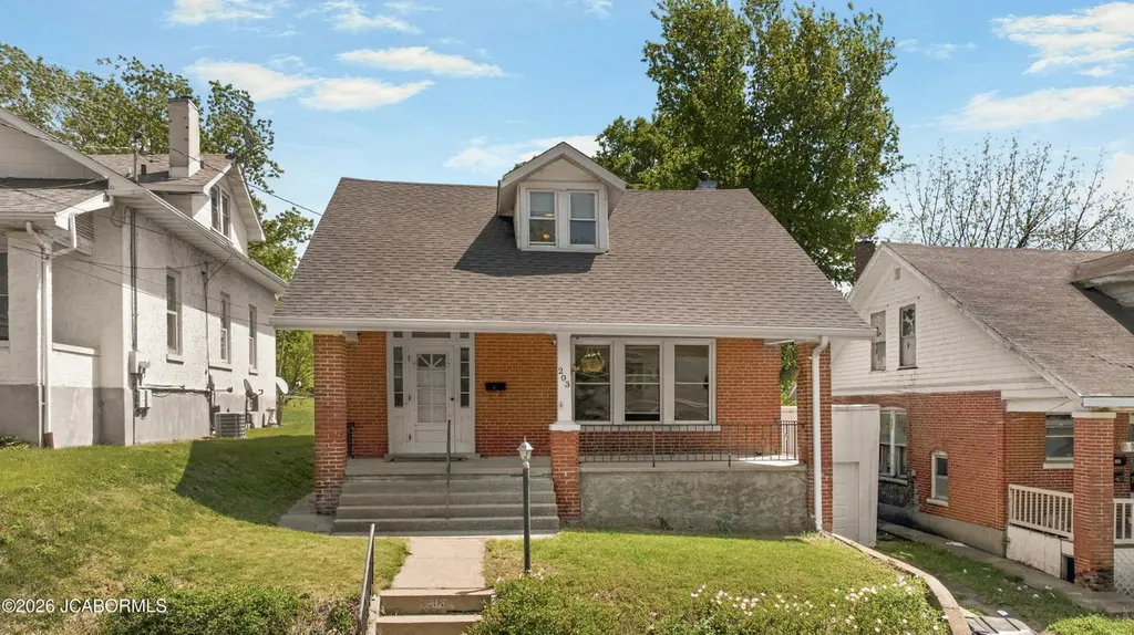 203 Manila St
